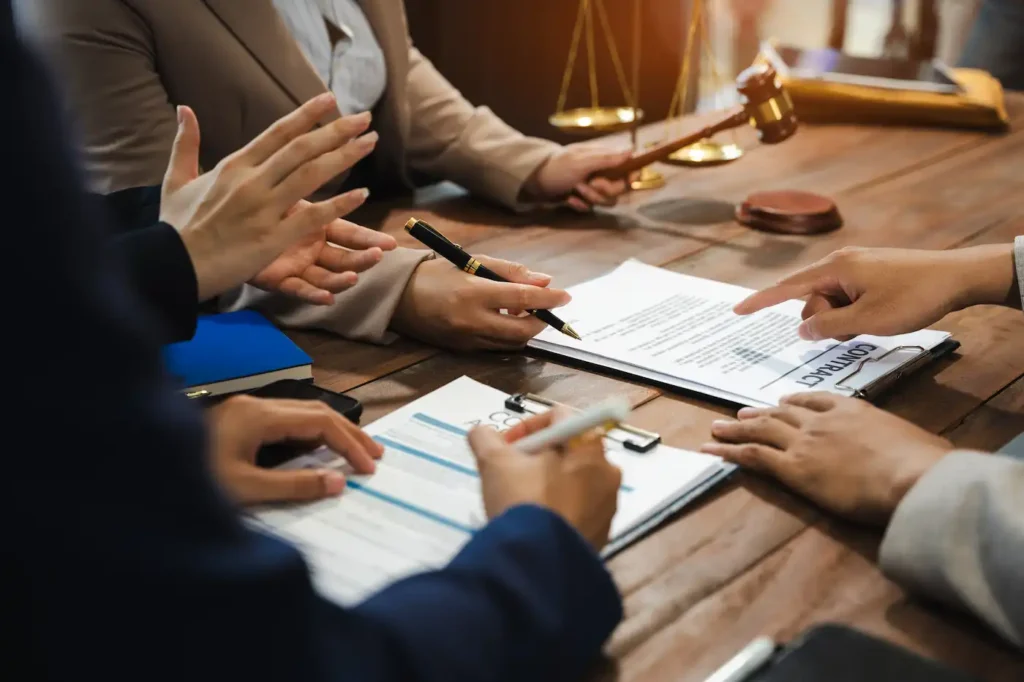 asistencia en procedimientos de negociación colectiva